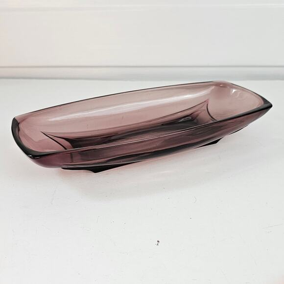 Vintage amethyst glass relish tray dish 4x9.5 - Picture 1 of 10